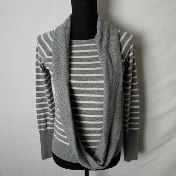 Anthropologie Change of the Moon Stripe Scarf Sweater Size XS - Picture 5 of 11